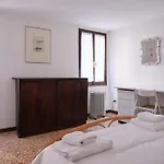 Lustraferi *